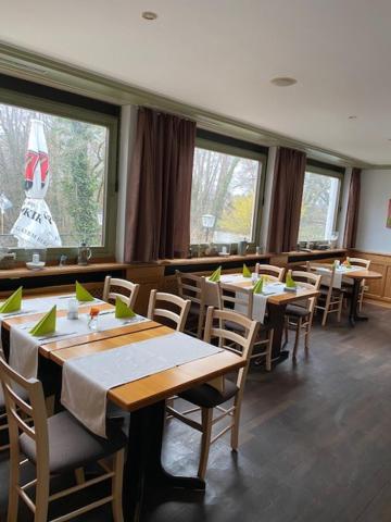 Gasthof Riedsee Stuttgart Eksteriør bilde